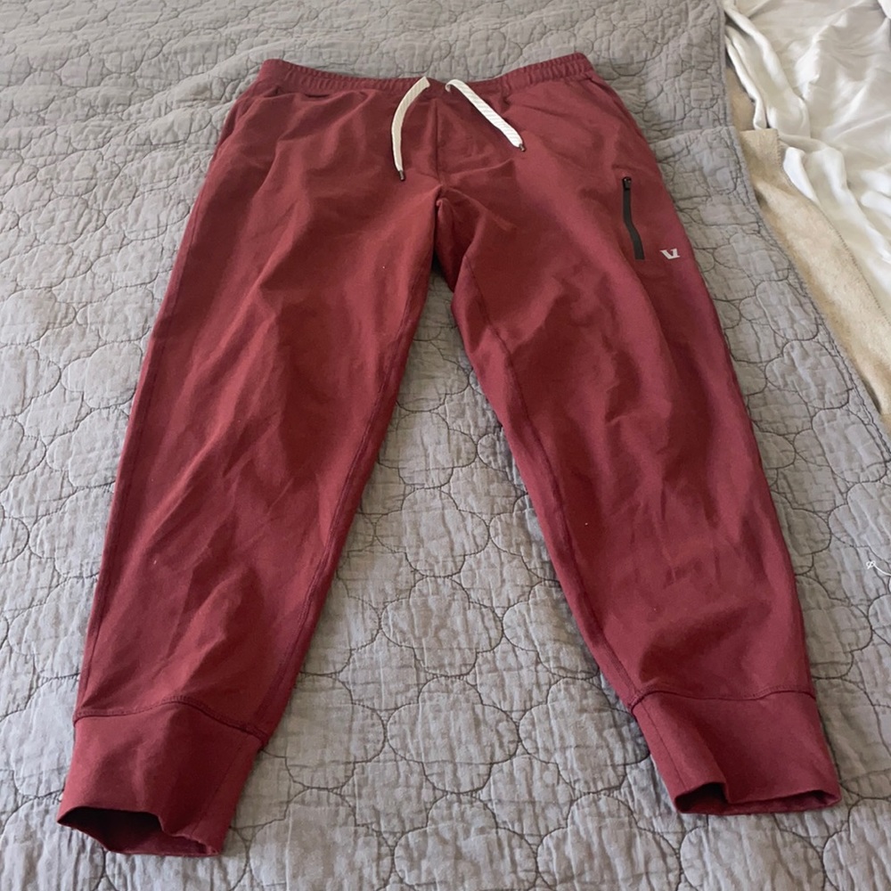 Men’s vuori sweatpants joggers